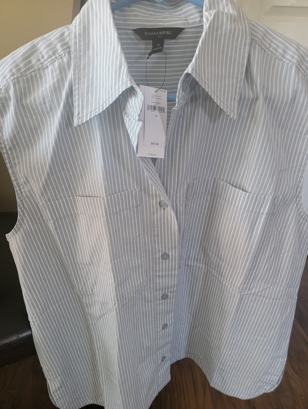 Banana Republic Light Blue and White Striped Sleeveless Button Shirt